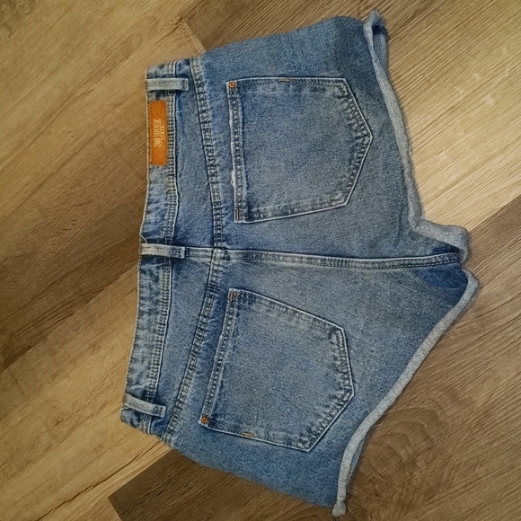 Zara TRF Denim Shorts - Picture 7 of 8